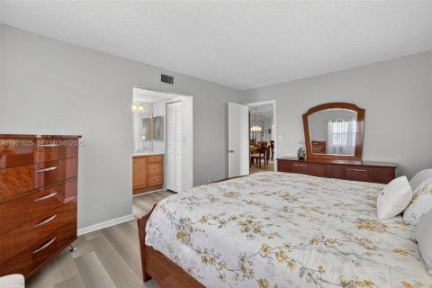 Condominio en venta en Margate, Florida, 2 dormitorios, 86.4 m2 № 1984233 - foto 20