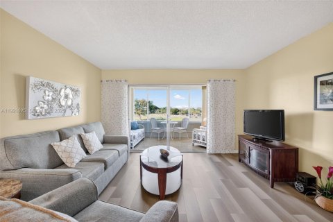 Condominio en venta en Margate, Florida, 2 dormitorios, 86.4 m2 № 1984233 - foto 3