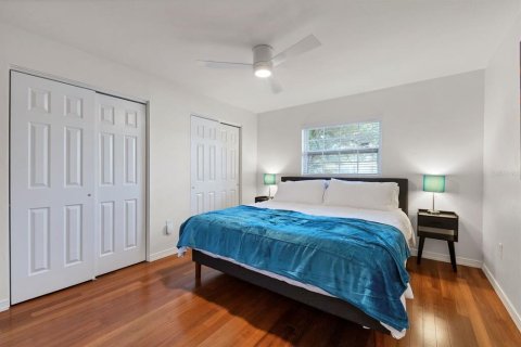 House in Sarasota, Florida 4 bedrooms, 163.51 sq.m. № 2238639 - photo 21