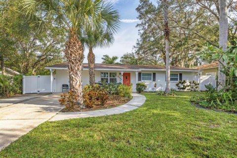 House in Sarasota, Florida 4 bedrooms, 163.51 sq.m. № 2238639 - photo 30