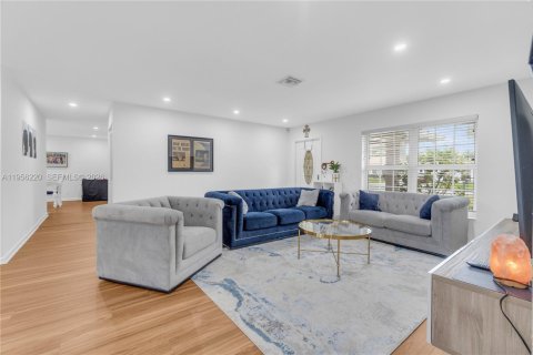 Купить виллу или дом в Дейви, Флорида 3 спальни, 145.76м2, № 2020805 - фото 7