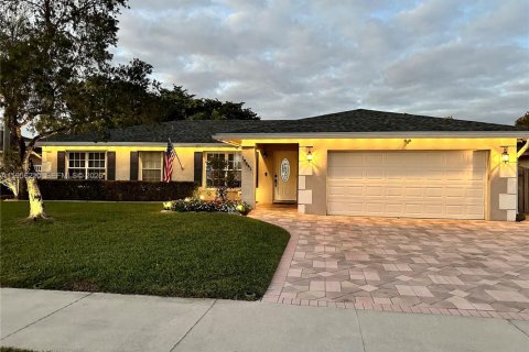 Купить виллу или дом в Дейви, Флорида 3 спальни, 145.76м2, № 2020805 - фото 2