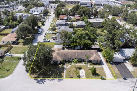 Commercial property in Clearwater, Florida 30 bedrooms, 272.3 sq.m. № 1878164 - photo 11