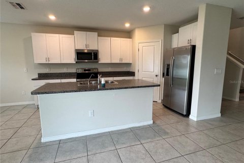House in Tampa, Florida 4 bedrooms, 192.59 sq.m. № 1795309 - photo 7