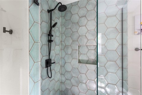 Casa en venta en Tampa, Florida, 3 dormitorios, 130.81 m2 № 1815251 - foto 13