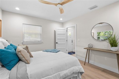 Casa en venta en Tampa, Florida, 3 dormitorios, 130.81 m2 № 1815251 - foto 12