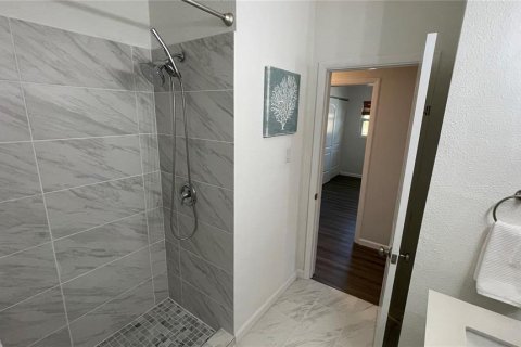 Villa ou maison à louer à Sarasota, Floride: 3 chambres, 116.5 m2 № 1631542 - photo 22