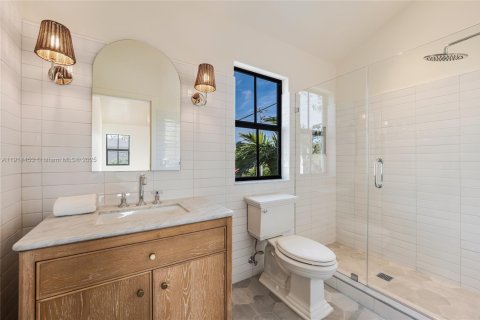 Casa en venta en Miami, Florida, 3 dormitorios, 148.64 m2 № 1970001 - foto 24