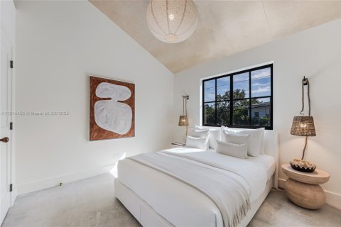Casa en venta en Miami, Florida, 3 dormitorios, 148.64 m2 № 1970001 - foto 18