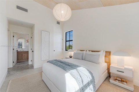 Casa en venta en Miami, Florida, 3 dormitorios, 148.64 m2 № 1970001 - foto 16