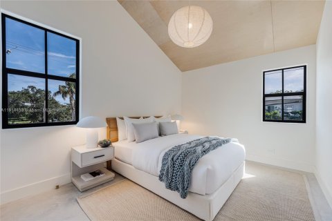 Casa en venta en Miami, Florida, 3 dormitorios, 148.64 m2 № 1970001 - foto 17