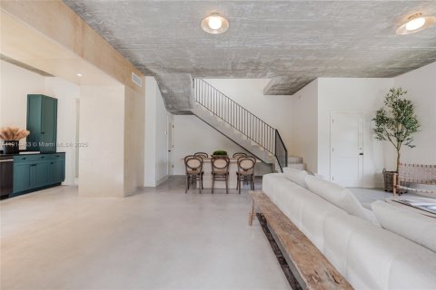 Casa en venta en Miami, Florida, 3 dormitorios, 148.64 m2 № 1970001 - foto 9
