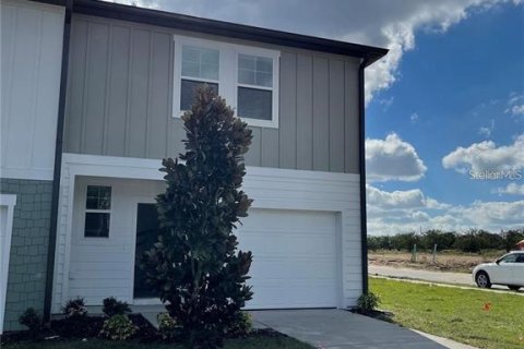 Townhouse in Davenport, Florida 3 bedrooms, 130.43 sq.m. № 2364817