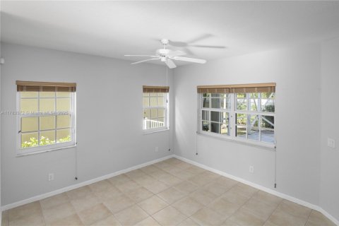 House in Coral Springs, Florida 3 bedrooms, 200.67 sq.m. № 1739970 - photo 29