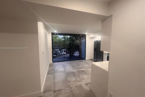 Condo in Miami, Florida, 3 bedrooms  № 2082129 - photo 9