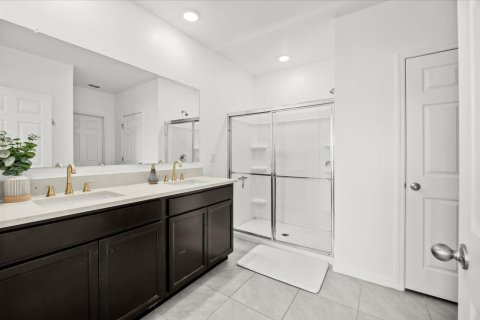 House in Port St. Lucie, Florida 4 bedrooms, 169.73 sq.m. № 2423459 - photo 11