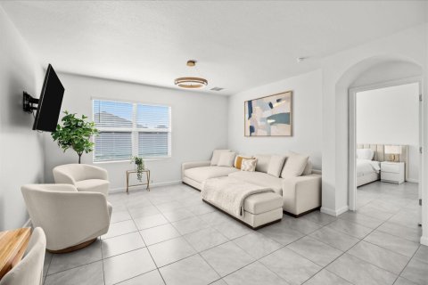 House in Port St. Lucie, Florida 4 bedrooms, 169.73 sq.m. № 2423459 - photo 7