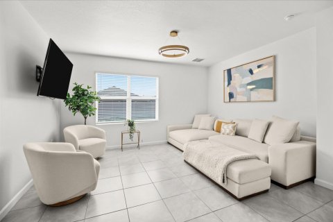 House in Port St. Lucie, Florida 4 bedrooms, 169.73 sq.m. № 2423459 - photo 8