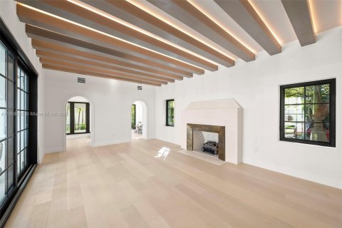 House in Miami, Florida 7 bedrooms № 1964759 - photo 13