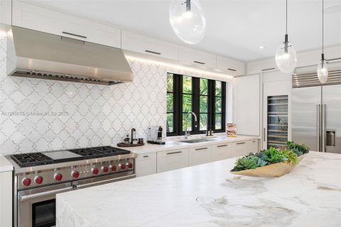 House in Miami, Florida 7 bedrooms № 1964759 - photo 26