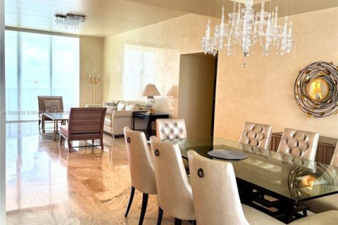 Condo in Sunny Isles Beach, Florida, 3 bedrooms № 1944876 - photo 5