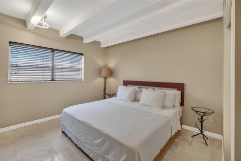 Condo in Miami Beach, Florida, 1 bedroom  № 2065243 - photo 5