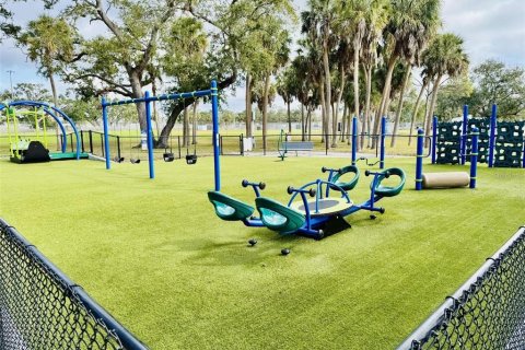 Adosado en alquiler en Saint Petersburg, Florida, 2 dormitorios, 111.02 m2 № 1820781 - foto 17