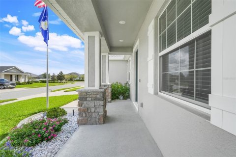 House in Auburndale, Florida 4 bedrooms, 196.58 sq.m. № 1901998 - photo 7