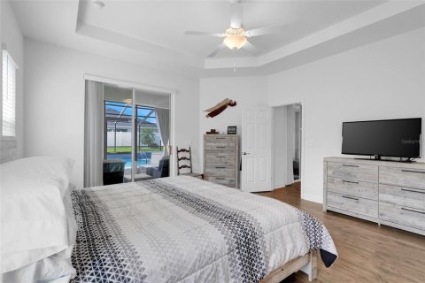 House in Auburndale, Florida 4 bedrooms, 196.58 sq.m. № 1901998 - photo 20
