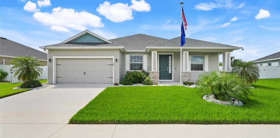 Villa ou maison à Auburndale, Floride 4 chambres, 196.58 m2 № 1901998
