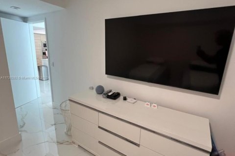 Copropriété à vendre à Sunny Isles Beach, Floride: 2 chambres, 143.16 m2 № 1985070 - photo 8