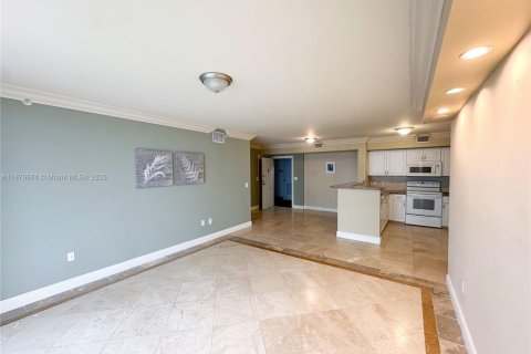 Купить кондоминиум в Майами, Флорида 2 спальни, 105.91м2, № 2035338 - фото 5