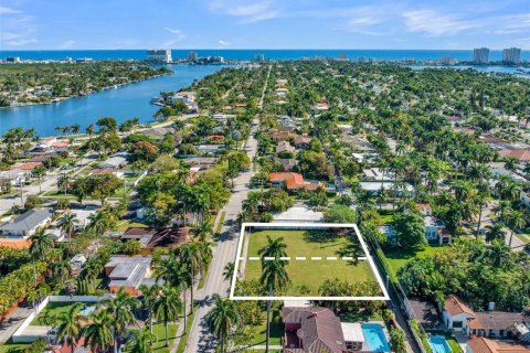 Terreno en venta en Hollywood, Florida № 1977554 - foto 5