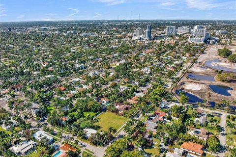 Terreno en venta en Hollywood, Florida № 1977554 - foto 9