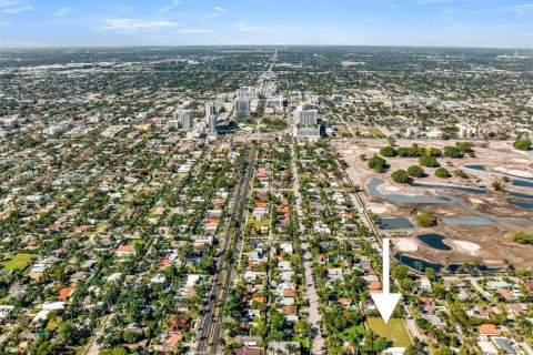 Terreno en venta en Hollywood, Florida № 1977554 - foto 25