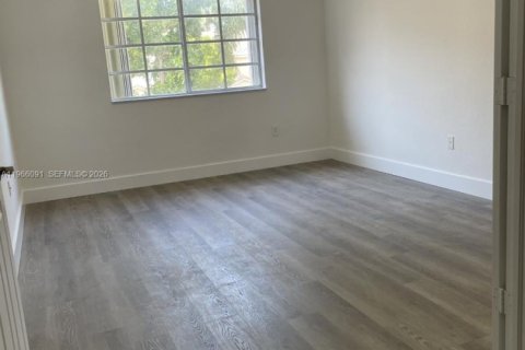 Copropriété à louer à Doral, Floride: 3 chambres, 131.92 m2 № 2028059 - photo 10