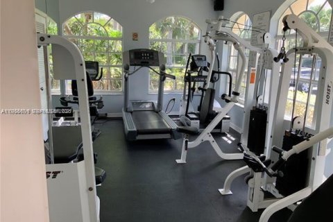 Copropriété à louer à Doral, Floride: 3 chambres, 131.92 m2 № 2028059 - photo 23