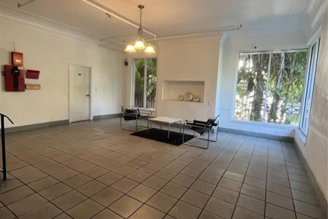 Copropriété à louer à Miami Beach, Floride: 3 pièces, 40.04 m2 № 2417917 - photo 3