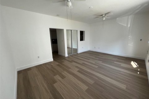 Copropriété à louer à Miami Beach, Floride: 3 pièces, 40.04 m2 № 2417917 - photo 9