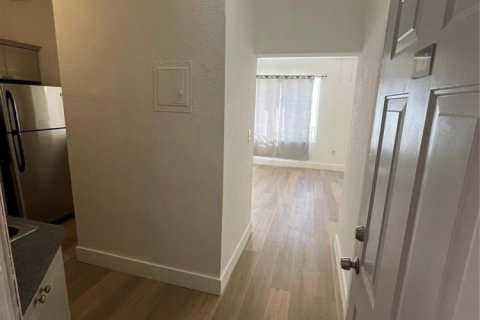 Copropriété à louer à Miami Beach, Floride: 3 pièces, 40.04 m2 № 2417917 - photo 5