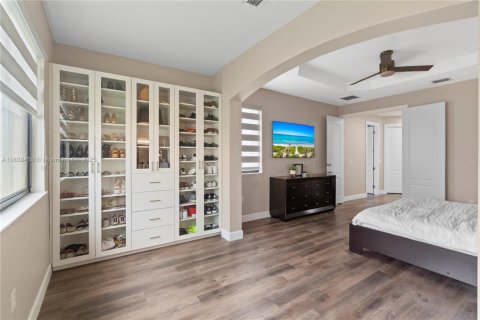 House in Homestead, Florida 6 bedrooms, 290.69 sq.m. № 1828196 - photo 14