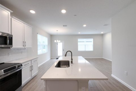 Adosado en alquiler en Apopka, Florida, 3 dormitorios, 170.48 m2 № 1911485 - foto 14