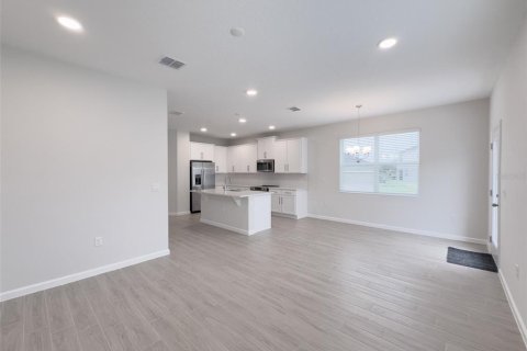 Adosado en alquiler en Apopka, Florida, 3 dormitorios, 170.48 m2 № 1911485 - foto 11