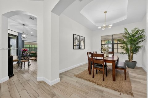 House in Parkland, Florida 4 bedrooms, 276.11 sq.m. № 1836255 - photo 7