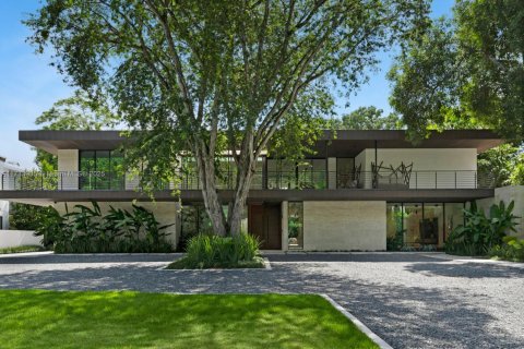 Casa en venta en Miami, Florida, 6 dormitorios, 820.61 m2 № 2053771 - foto 3