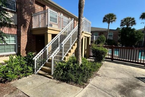 Condominio en alquiler en Maitland, Florida, 1 dormitorio, 51.1 m2 № 1768010 - foto 2