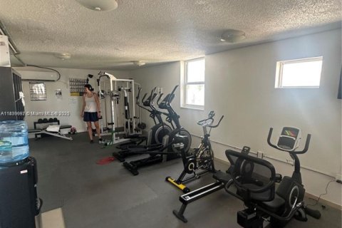 Condo in Miami Beach, Florida, 1 bedroom  № 1921763 - photo 19