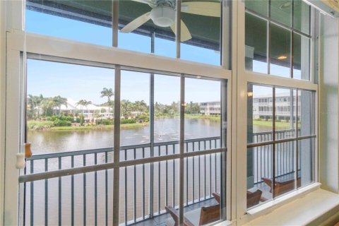 Townhouse in Placida, Florida 3 bedrooms, 209.49 sq.m. № 1914683 - photo 29