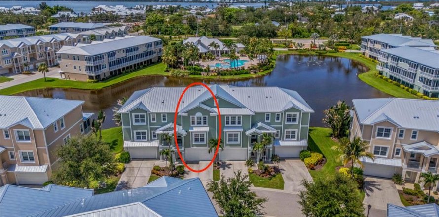 Adosado en Placida, Florida 3 dormitorios, 209.49 m2 № 1914683