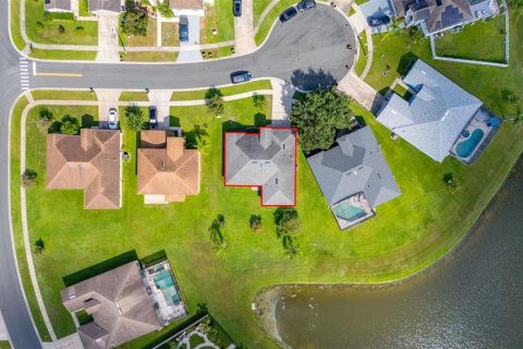 Villa ou maison à vendre à Kissimmee, Floride: 3 chambres, 174.28 m2 № 2396727 - photo 21